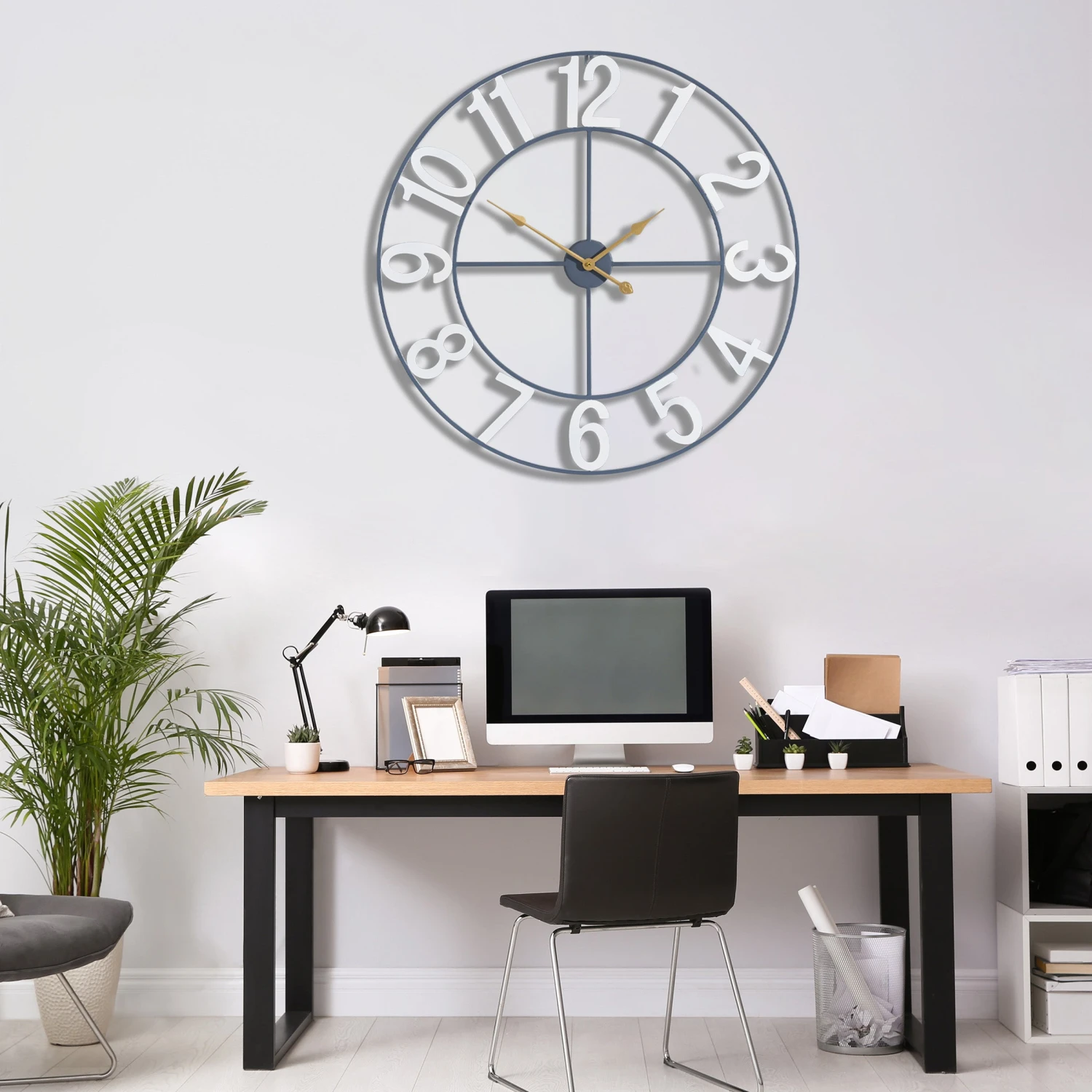 32" Wall Clock (Numeral) 19 32" Wall Clock (Numeral) - Image 17